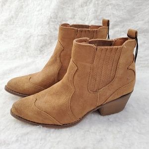 Faux Suede cowboy style Booties size 6.5